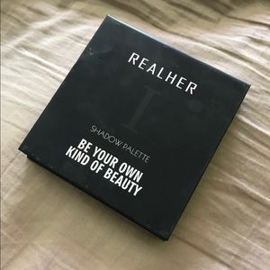Real her vegan eyeshadow palette